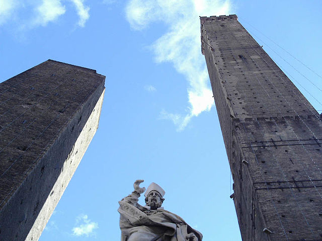Bologna_San_Petronio_e_Due_Torri